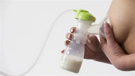 Muttermilch Abpumpen Wann Welche Menge Und Wie