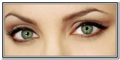 People are not born with green eyes, however, but grow into them. Top 7 Definite Traits of People with Green Eyes - Listovative