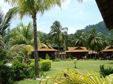 Pulau besar is surrounded by many beautiful islands. (2020) 2D1N D'Coconut Island Resort, Pulau Besar - AMI ...
