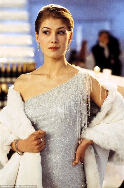 The 77 Most Iconic Bond Girl Outfits Of All Time Revealed Daily Mail