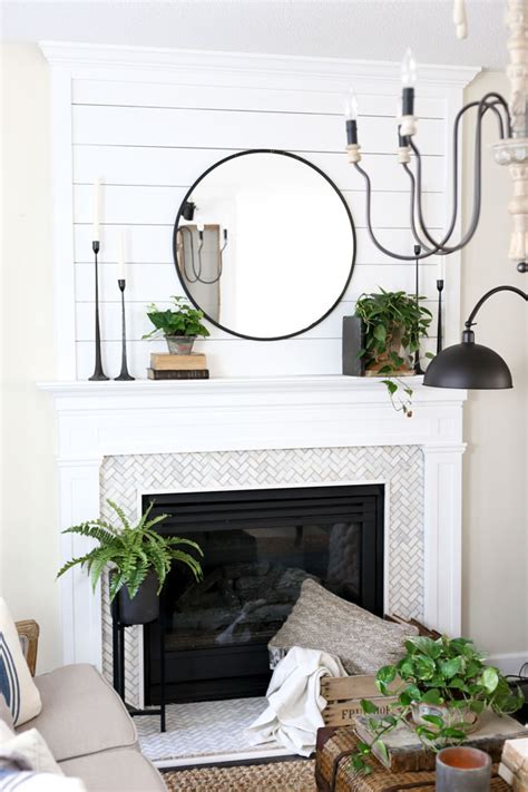 Farmhouse living room design and decor ideas are almost universally appealing. Plum Pretty Decor & Design Co.Spring Living Room Update ...