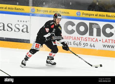 Elia Riva Lugano Hockey Hc Lugano Vs Hi Res Stock Photography And