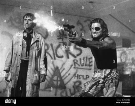 Escape From New York 1981 Hi Res Stock Photography And Images Alamy