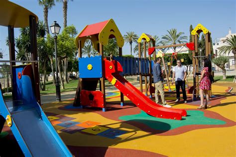 Carboneras Renueva La Zona De Juegos Infantiles Del Parque Andaluz Noticias De Almeria