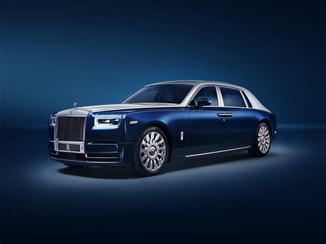 Rolls Royce Phantom Ewbs Privacy Suite Offers Total Isolation From