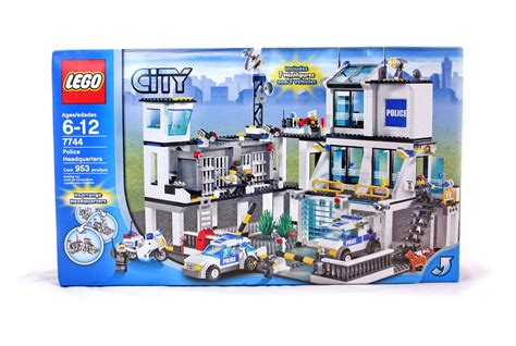 Police Headquarters Lego Set 7744 1 Nisb Building Sets City