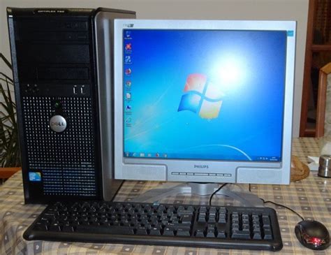 Complete Windows 7 Pc System Dell 780 Desktop Philips 17 Lcd