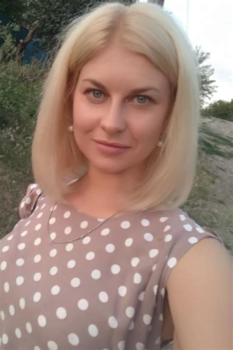 Partnervermittlung Anastasia 34 Eine Schöne Frau Aus Zaporozhye Auf Partnersuche