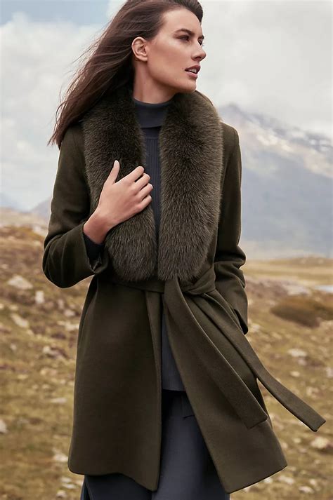 Gillian Loro Piana Wool Coat With Fur Trim Leatherings