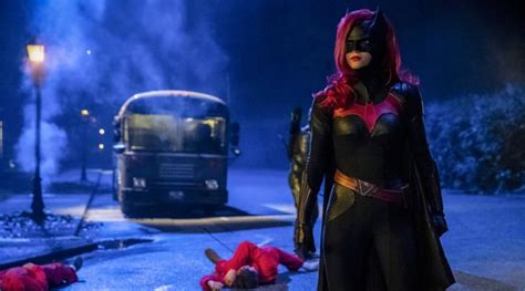 Batwoman Ruby Rose Est Lista Para Salvar Gotham En El Primer
