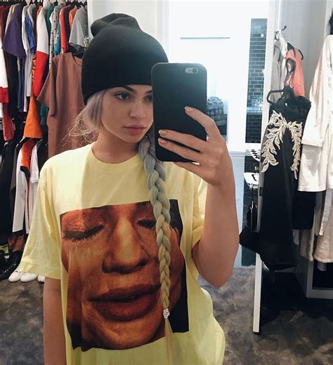 shirt with face on it each new time wearing shirt so it gets deeper kylie jenner face kylie