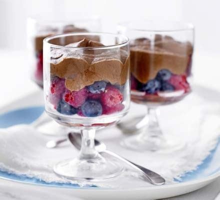 However, it didn't taste low fat or diet at all, in fact it tasted quite rich and delicious, especially with the centre of blackberries and white chocolate. Pin on Puddings