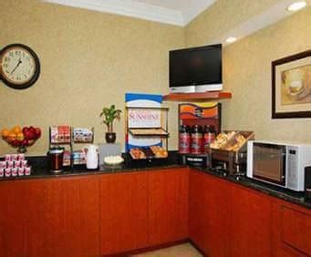 Comfort inn, located in athens, athens (tn), is a popular choice for travelers. Comfort Inn & Suites - Germantown, TN