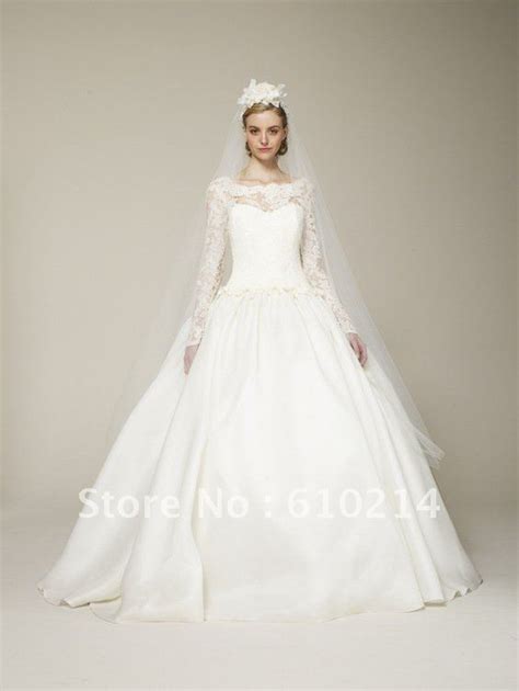 Today we take a look at some of the most beautiful wedding dresses focusing on varying styles of sleeves. 2012 Most Beautiful Muslim Style Long Sleeves Ball Gown ...