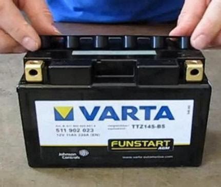 How to charge a motorcycle battery. How to charge a motorcycle battery - 6 steps