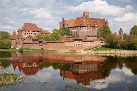 Zamek W Malborku Największy Gotycki Zamek Na świecie Express Bydgoski