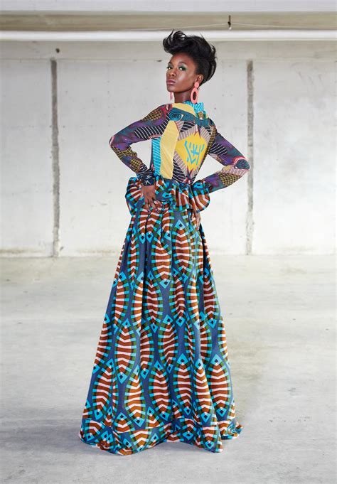 Dutch company vlisco designs and manufactures unique, handcrafted fabrics for the african market. MORSI PR BLOG : VLISCO DEBUTS - THE FUNKY GROOVES COLLECTION