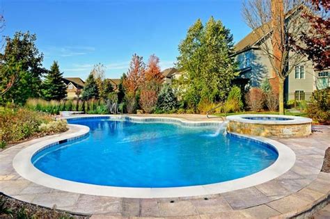 Pools And Spas Built By Platinum Poolcare Phone