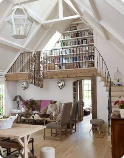 10 Design Ideas For Your Dream Loft Small Cottage Homes Cozy Home