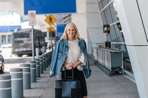 Chic Outfit Ideas For Long Haul Flights And Overseas Travel Style