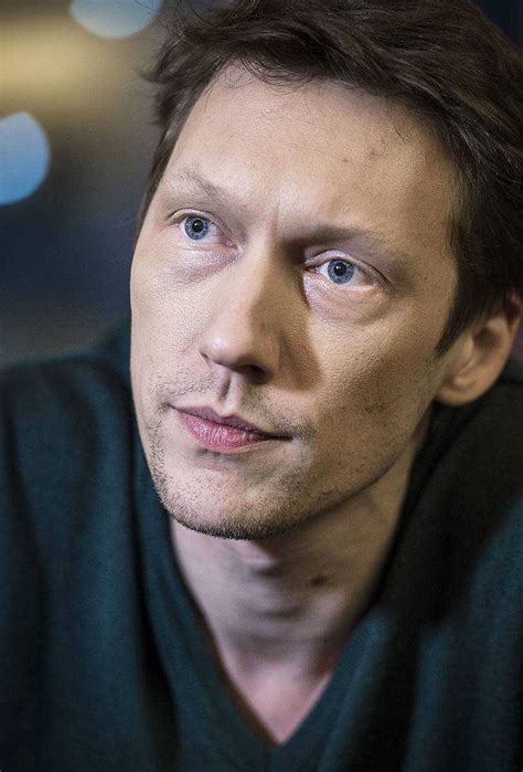Es hijo del músico bengt berger y del artista gittan jönsson. Simon J Berger heter Jönsson - på riktigt: 'Jag plöjde ner ...