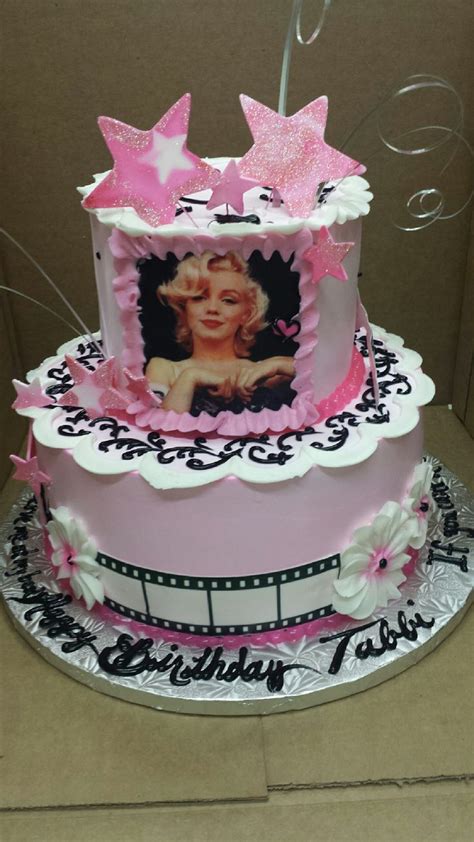 When booking a wedding cake baker, be sure to schedule a tasting so can you can pick your cake's flavors, as well as the design! Calumet Bakery Marilyn Monroe movie star cake | Girls ...