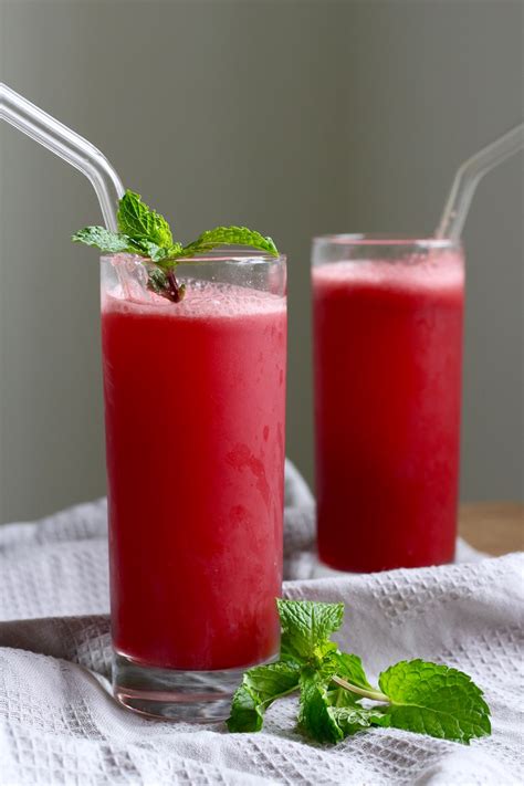 Watermelon Mint Juice Made In A Blender The Conscientious Eater