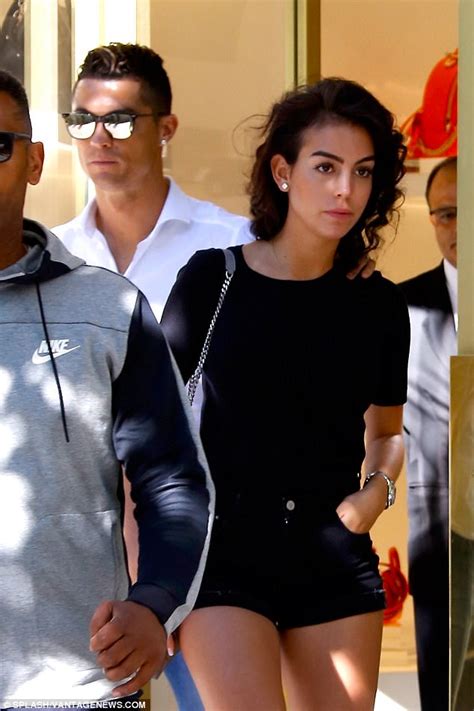 Cristiano Ronaldo And Georgina Rodriguez Shop In Madrid Daily Mail Online