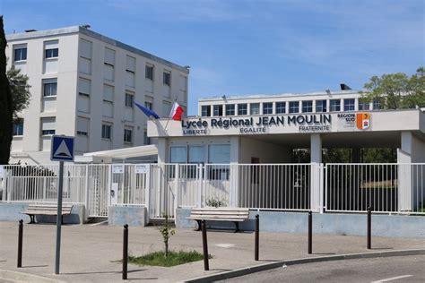 Les lycées  Mairie Port de Bouc