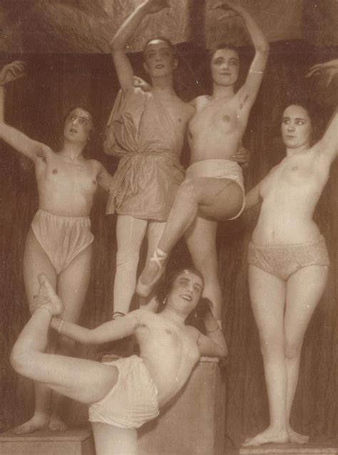 Clara Bow Nude Betty Grable Nude Photos