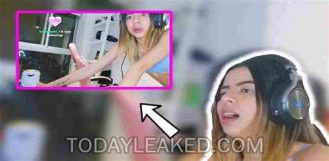 watch kimmikka a twitch streamer sex video got leaked during livestream r news of world