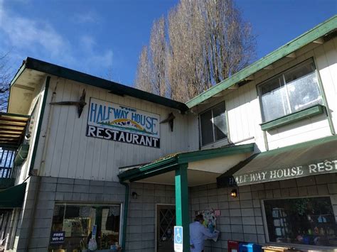 Bobby tries the mother of all burgers. Halfway House Restaurant/Rv Pk | 41 Brinnon Ln, Brinnon ...