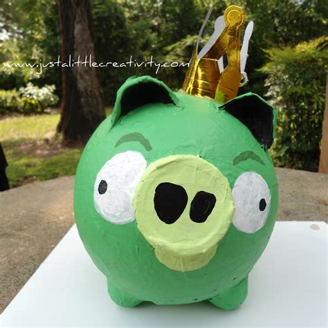 Paper Mache Angry Birds Pig Tutorial