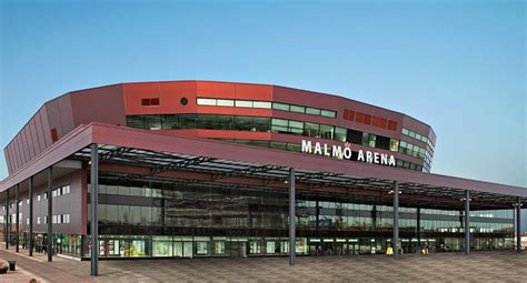 Sekä taajama että kunta ovat väkiluvultaan ruotsin kolmanneksi suurimmat tukholman ja göteborgin jälkeen. Malmö Arena