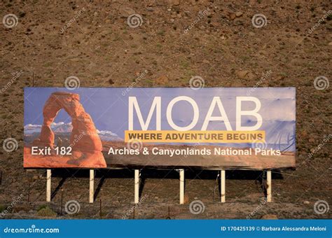 Welcome Road Sign In Moab Editorial Stock Image Image Of Delicate