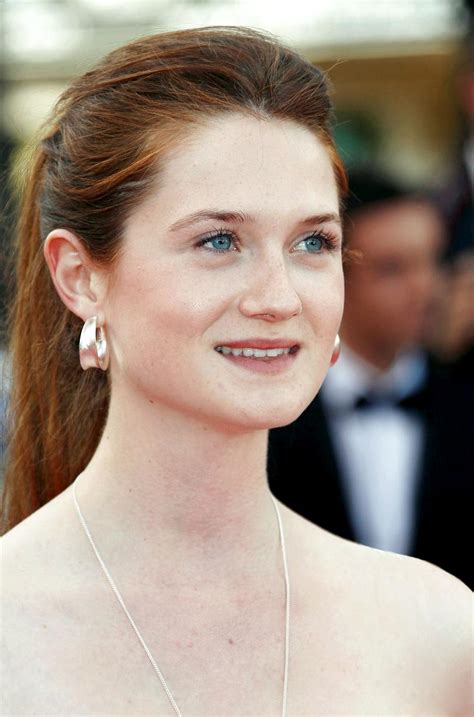 Bonnie Wright Is Stunning Famous Nipple
