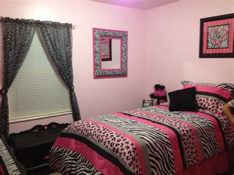 Related posts zebra print bedroom ideas. Zebra girls room, finally finished:-) | Zebra bedroom ...