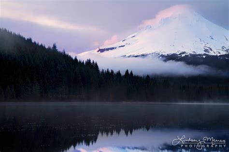 Trillium Lake Sunset Mt Hood Photography Travlin Photography