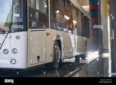 Modern Autobus Hi Res Stock Photography And Images Alamy