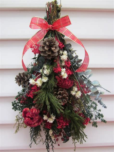 Send anniversary flowers to germany: Chistmas Dried Flower Spray Bouquet Swag Arrangement ...