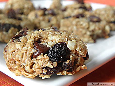 Stir in oats and raisins. Healthy Oatmeal Raisin Cookies: No Sugar Added