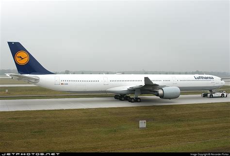 D Aihi Airbus A340 642 Lufthansa Alexander Portas Jetphotos