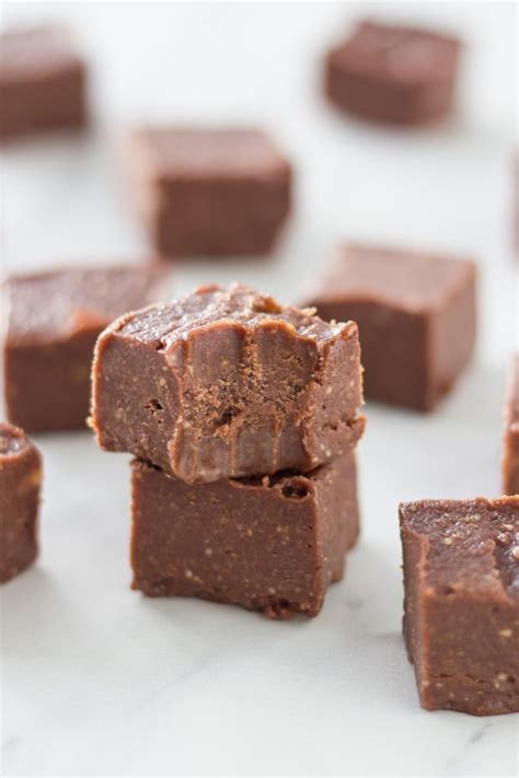 Easy Peppermint Chocolate Fudge Becomingness