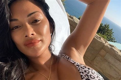 Nicole Scherzinger Sets Pulses Racing As She Ditches