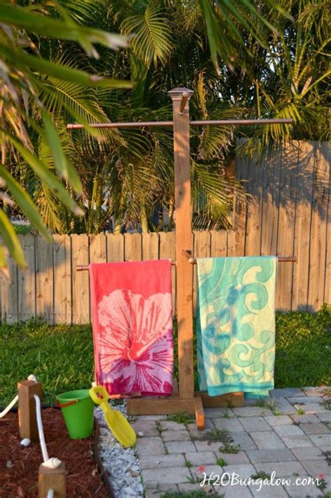 Diy Outdoor Standing Towel Rack H2obungalow Outdoor Towel Rack