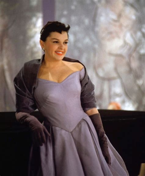 Judy Garland On The Set Of A Star Is Born Looking So Lovely Golden Age Of Hollywood