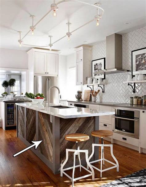 15 Ways To Spruce Up Your Kitchen With Reclaimed Wood