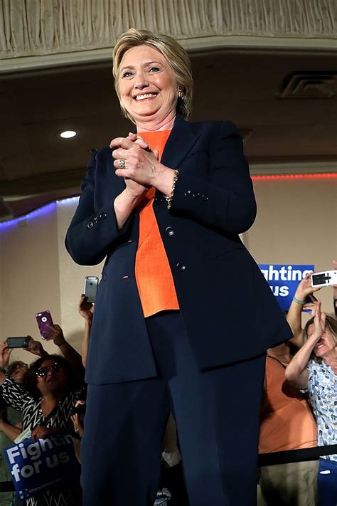 hillary clinton s most fashionable looks hillary clinton campaign style