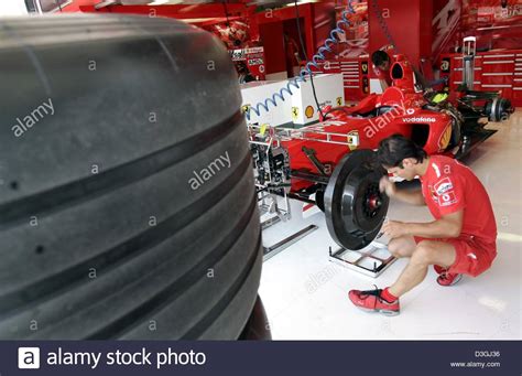 My 06 qp is almost due for a new clutch. Ferrari Mechanic Stock Photos & Ferrari Mechanic Stock Images - Alamy