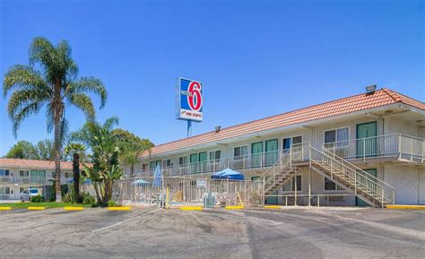 Motel 6 North Hills Ca Van Nuys Los Angeles Californie Tarifs 2024